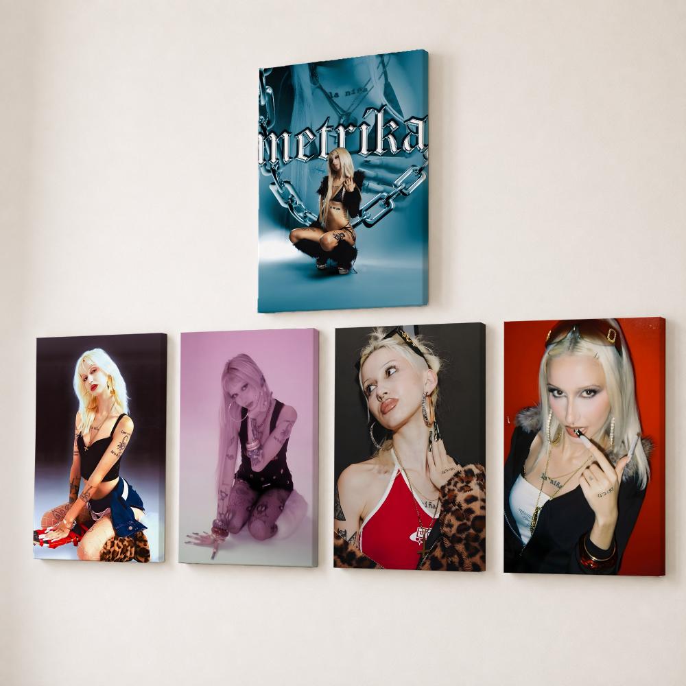 Canvas Wrap Ready - Peinture de la chanteuse rappeuse M-Metrika,